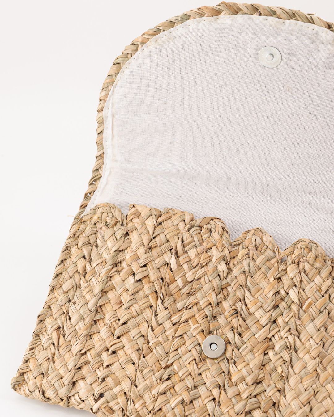 Faye Feather & Cowrie Shell Clutch - White - Image 5