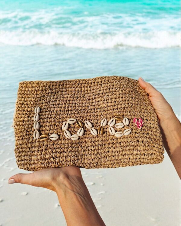 Love Shell & Bead Raffia Clutch – OhSun Dubai