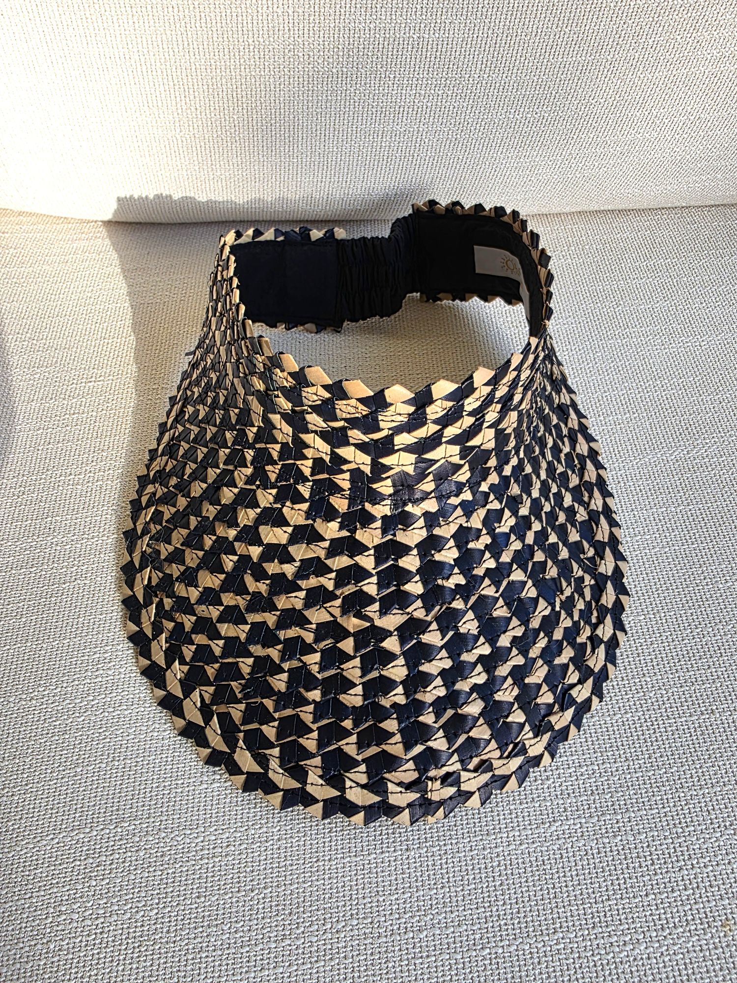 OhSun Visor Natural & Black